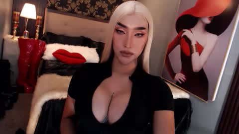 Snapshot of smasherqueen chatting on June 2026 08:39:02 AM smasherqueen online show from June 2026 08:39:02 AM