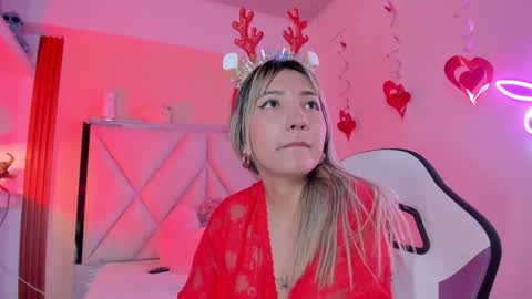 Snapshot of smile__1 chatting on December 2024 11:35:01 AM smile__1 online show from December 2024 11:35:01 AM