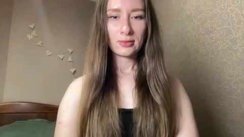 Snapshot of smilequeen_ chatting on October 2025 06:39:02 PM smilequeen_ online show from October 2025 06:39:02 PM