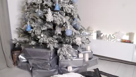 S online show from January 2026 03:43:02 AM