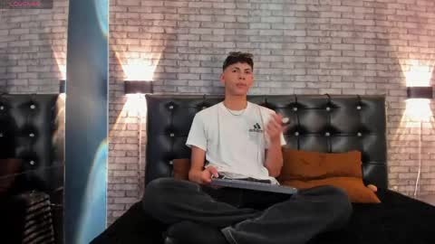 Smith online show from April 2026 08:20:02 PM