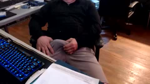 smly online show from November 2025 03:00:02 PM