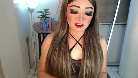 Amanda online show from February 2025 02:44:02 PM