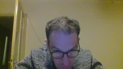 Snapshot of smokered100s chatting on September 2025 08:34:02 PM luca online show from September 2025 08:34:02 PM