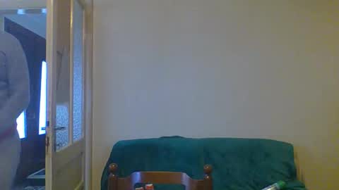 Snapshot of smokered100s chatting on October 2025 03:54:01 PM luca online show from October 2025 03:54:01 PM