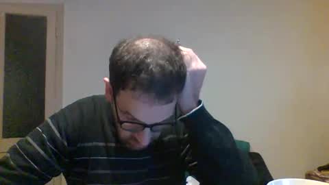 Snapshot of smokered100s chatting on October 2025 07:09:02 PM luca online show from October 2025 07:09:02 PM