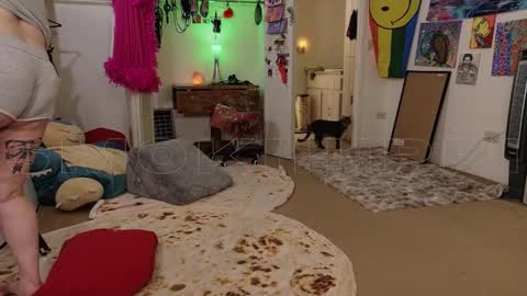 Big Dawg online show from December 2025 03:05:01 AM