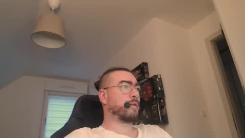 AllDayIDream online show from December 2024 07:06:02 AM