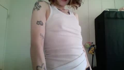 Snapshot of smoothvodka chatting on December 2024 08:21:02 PM Bambi--Vodka online show from December 2024 08:21:02 PM