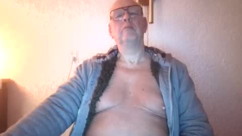 smoothy5460 online show from January 2025 06:28:01 PM