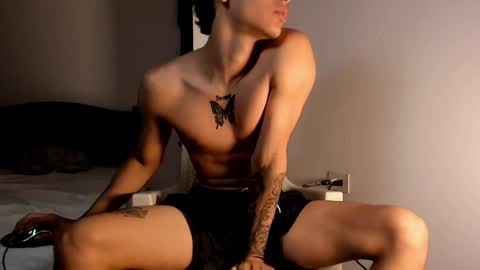 snakebutterfly online show from January 2025 07:13:02 AM