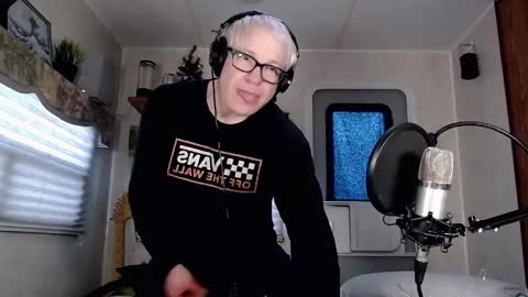 Viiscount  Snarfle Von Snarfenberg online show from March 2025 03:27:01 PM