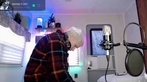 Viiscount  Snarfle Von Snarfenberg online show from March 2025 05:54:02 PM