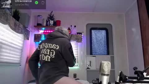 Viiscount  Snarfle Von Snarfenberg online show from March 2025 10:02:02 PM