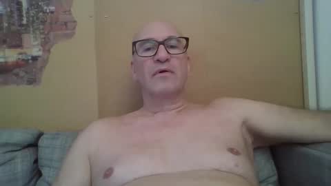 Snapshot of sneakerboy18 chatting on September 2025 02:19:01 PM sneakerboy18 online show from September 2025 02:19:01 PM