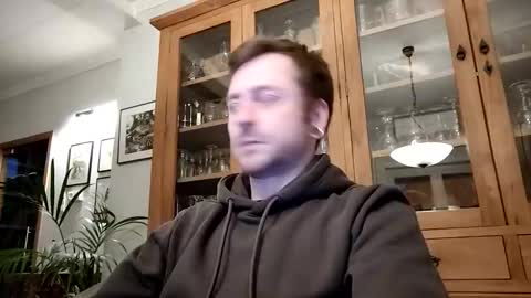 snoecks online show from March 2026 06:35:01 PM