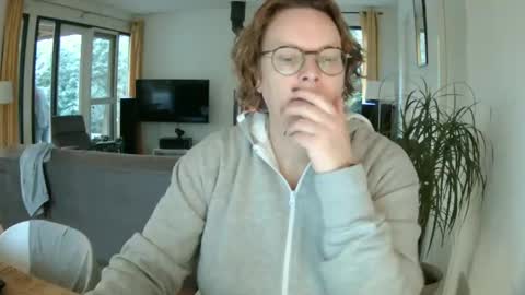 Snoeske and Woodwurm online show from December 2024 03:11:01 PM