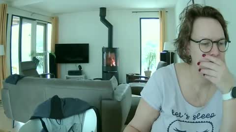 Snoeske and Woodwurm online show from January 2025 11:23:02 AM