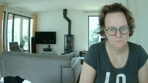 Snoeske and Woodwurm online show from February 2025 09:53:01 AM