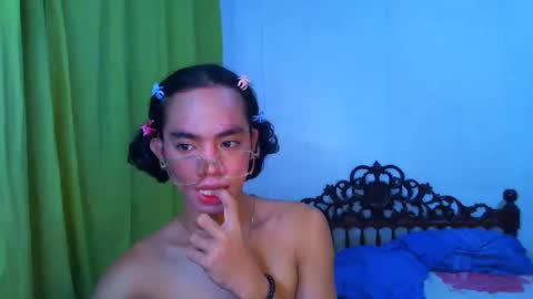 snoky_serna online show from June 2026 06:35:02 PM
