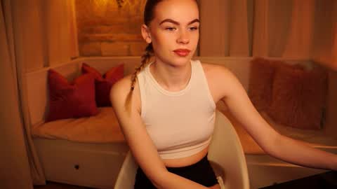 Hanna online show from January 2025 02:25:01 PM