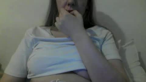 Snapshot of snowbunnyamy chatting on January 2025 10:48:01 PM snowbunnyamy online show from January 2025 10:48:01 PM