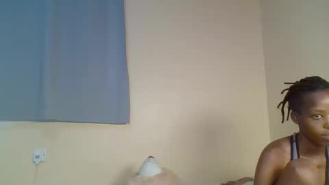 Snowie eyes online show from January 2026 01:05:02 PM