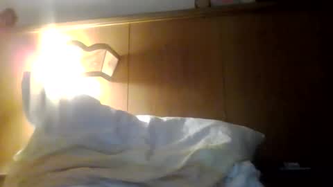 snowwhite9585 online show from February 2026 04:41:02 AM