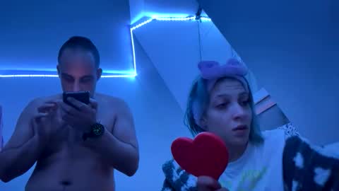 snupdok1312 online show from December 2025 10:07:01 PM