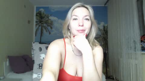 Snapshot of soaring_love chatting on December 2024 04:16:02 AM Masha online show from December 2024 04:16:02 AM