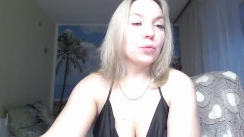 Snapshot of soaring_love chatting on January 2025 04:20:01 AM Masha online show from January 2025 04:20:01 AM