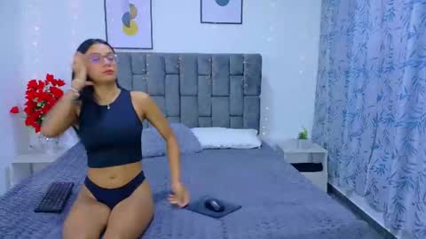 SOFFI AND CHISTOPHER online show from February 2026 12:01:02 PM