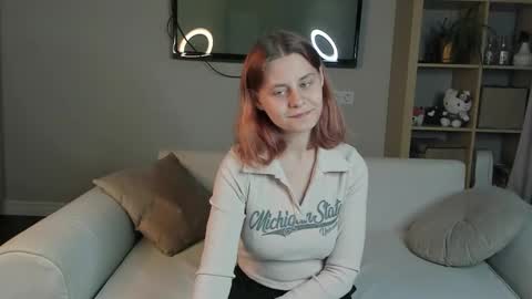 Soffy  online show from September 2025 03:23:01 PM