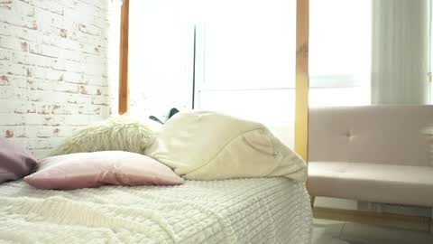 sofhia cruz online show from April 2026 08:43:02 PM