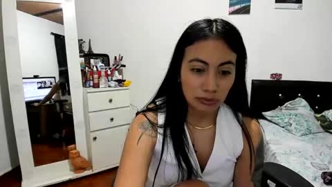 Snapshot of sofhya_jay9 chatting on January 2025 02:20:02 AM Evainked online show from January 2025 02:20:02 AM
