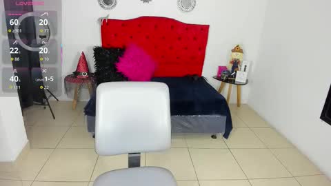 Snapshot of sofi_f_w chatting on October 2025 09:46:01 PM Sofi online show from October 2025 09:46:01 PM