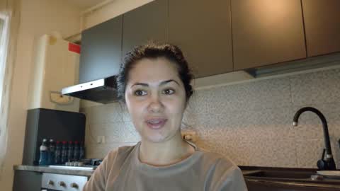 Snapshot of sofi_moon26 chatting on February 2026 12:09:02 PM sofi moon26 online show from February 2026 12:09:02 PM