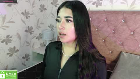 Snapshot of sofi_sweet09 chatting on December 2024 08:51:01 PM Susy online show from December 2024 08:51:01 PM