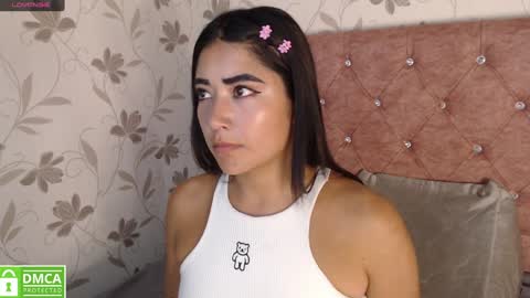 Snapshot of sofi_sweet09 chatting on February 2025 10:30:02 PM Susy online show from February 2025 10:30:02 PM