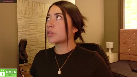 Susy online show from September 2025 09:29:02 PM