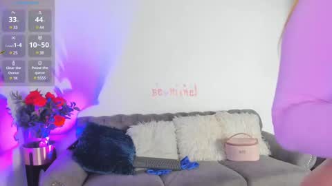 Snapshot of sofi_vasquez chatting on February 2025 09:22:01 PM Sofia Vasquez online show from February 2025 09:22:01 PM