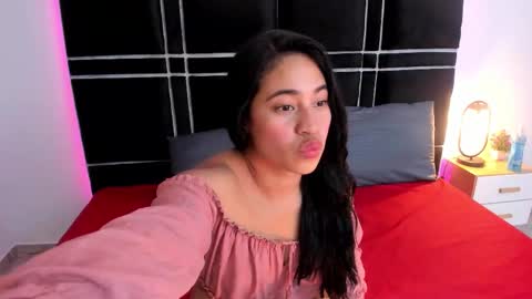 sofia__ll online show from January 2026 07:39:01 PM