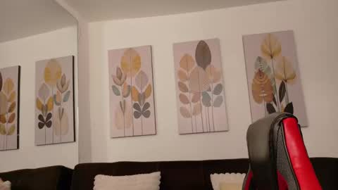 SOFIA online show from April 2026 04:04:01 AM