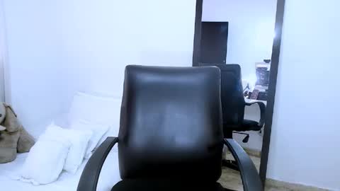 sofia Ill be back on Tuesday June 4.  online show from December 2024 02:12:01 PM