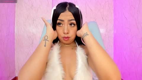 Snapshot of sofia_fantasyy chatting on January 2025 11:56:02 AM Sofia fantasyy Online 0700 to 1400 gmt-5 online show from January 2025 11:56:02 AM