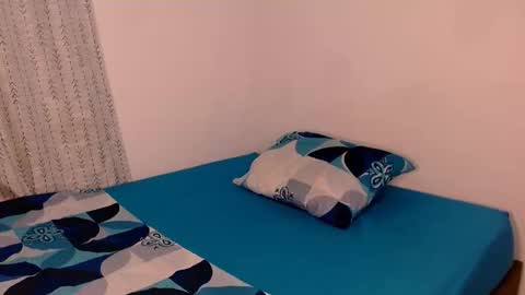 Sofia  online show from November 2025 11:15:01 PM