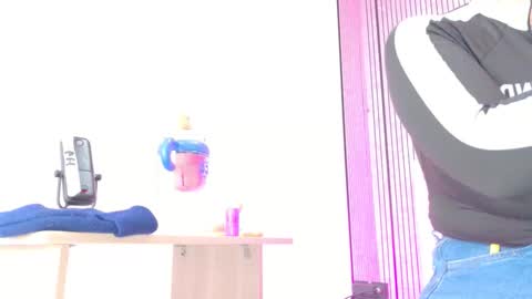 Sofia online show from February 2026 03:02:01 AM