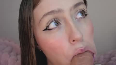     online show from October 2025 03:48:02 AM