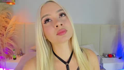 SOFIA PAMELA online show from September 2025 07:28:01 PM