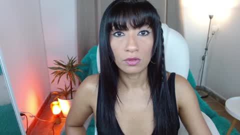 Sofi online show from February 2025 10:24:01 PM